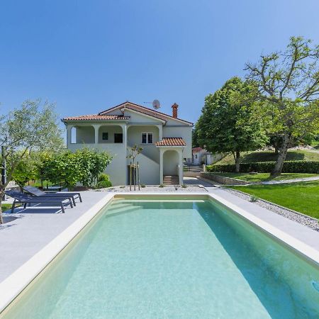 Holiday Home Carlo - Ipc102 By Interhome Pićan Kültér fotó