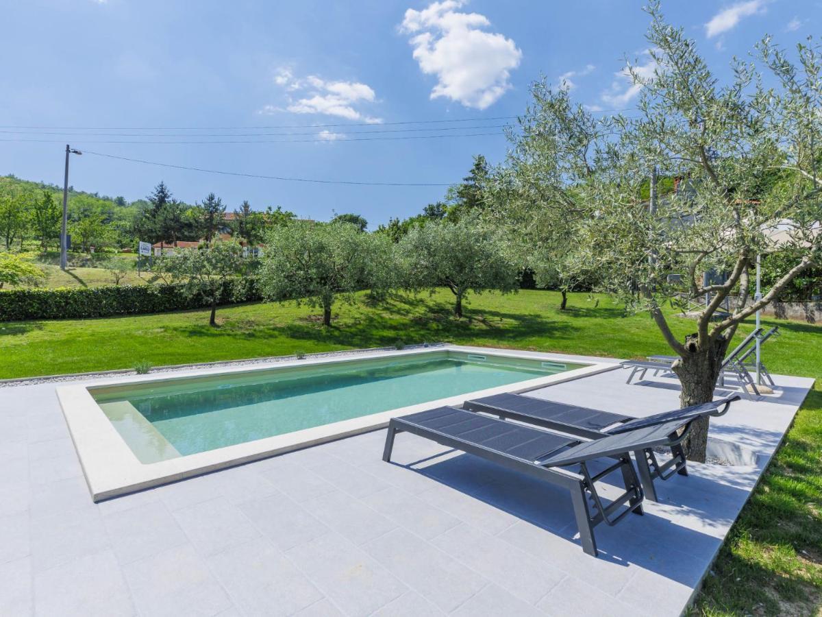Holiday Home Carlo - Ipc102 By Interhome Pićan Kültér fotó