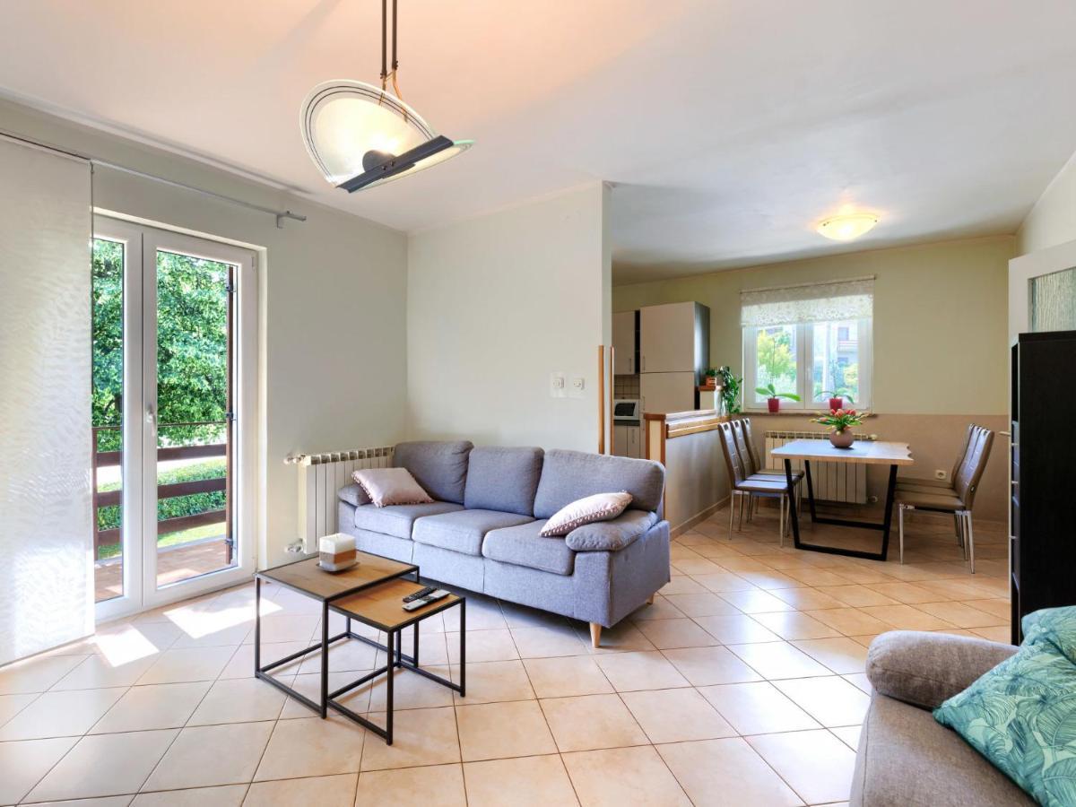 Holiday Home Carlo - Ipc102 By Interhome Pićan Kültér fotó