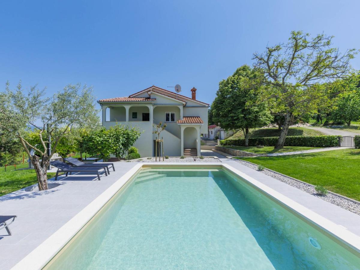 Holiday Home Carlo - Ipc102 By Interhome Pićan Kültér fotó