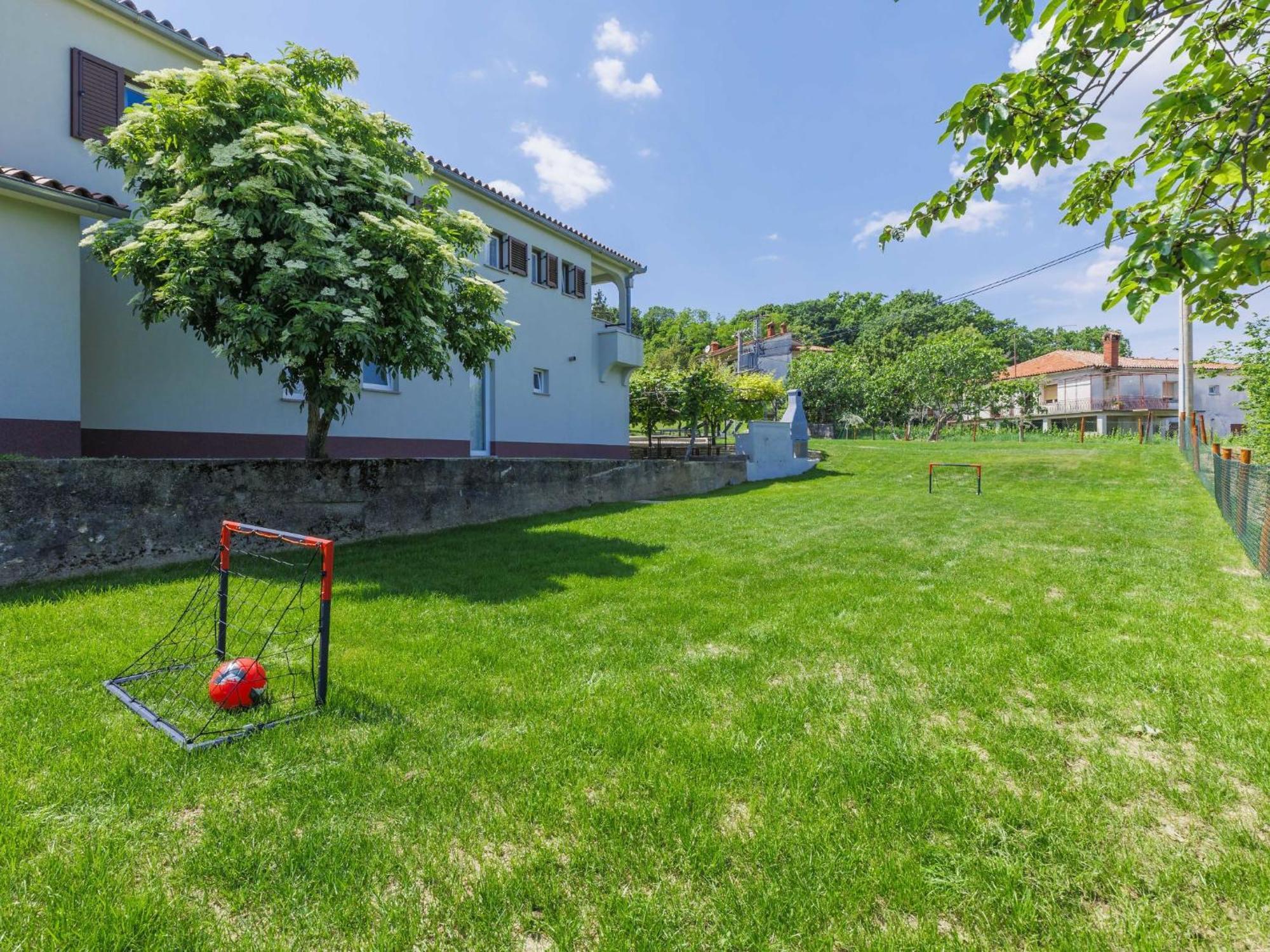 Holiday Home Carlo - Ipc102 By Interhome Pićan Kültér fotó